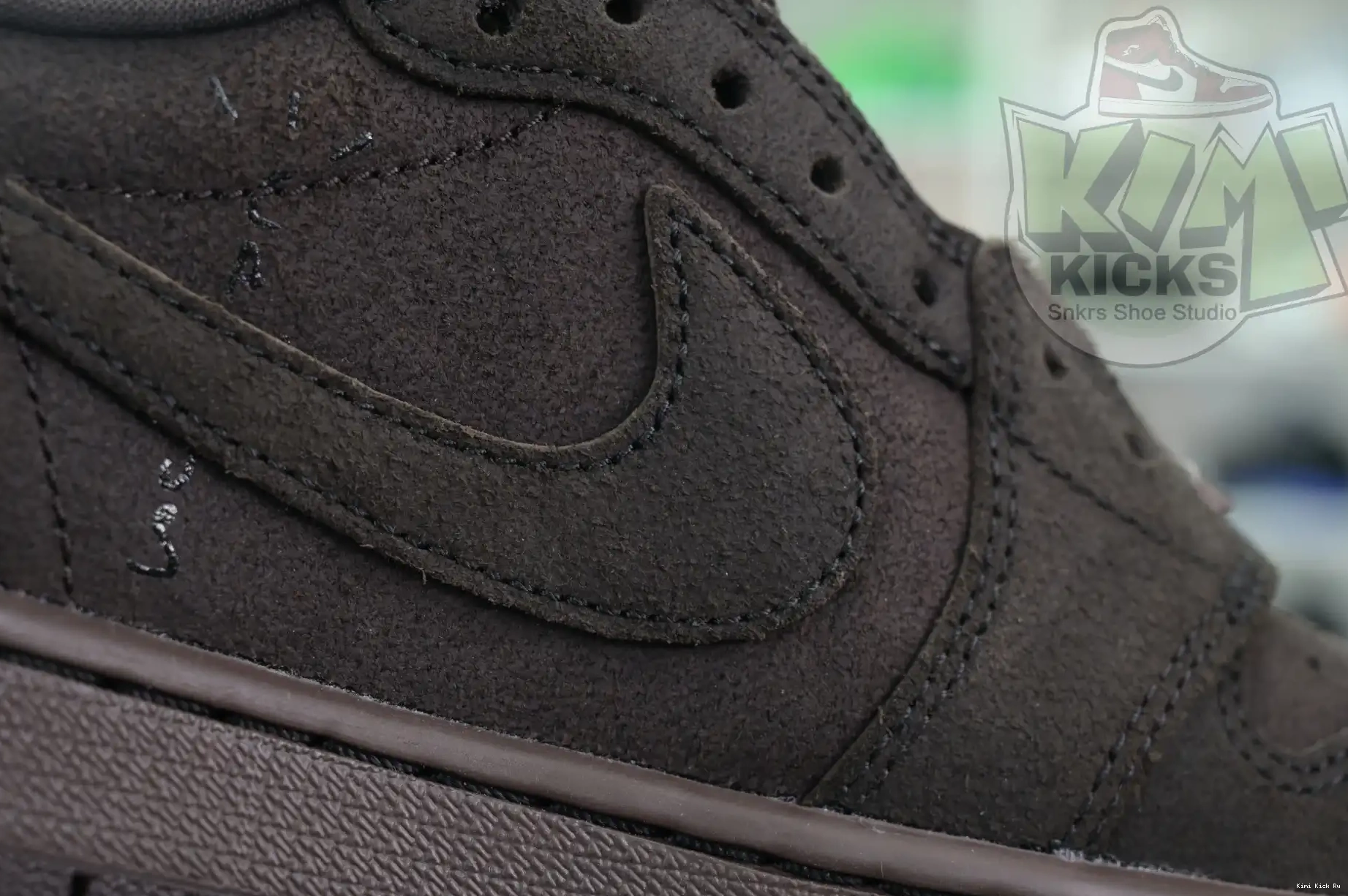 1 Jordan Brown” Jordan x Kimikick Scott OG“Velvet Air Low Travis 0811